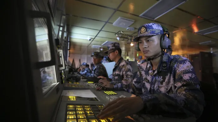 Dispečeři čínského námořnictva