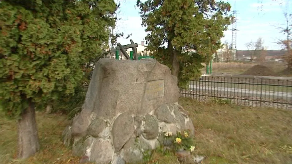 Pomník bez ruchadla