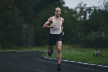 „Chci vyhrát, zúčastnit se můžou ti za mnou.“ Trailer předběhl Zátopka ve filmu