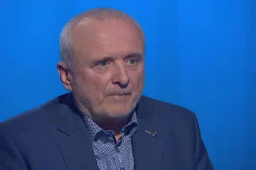 Mrázek byl klíčová postava podsvětí. Měl úzké kontakty s policisty i politiky, vzpomíná bývalý detektiv Tichý
