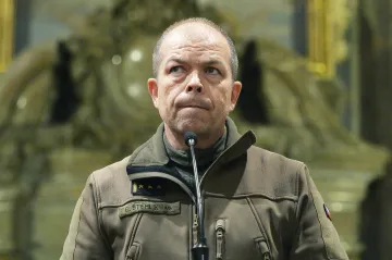 Metnar zváží budoucnost šéfa odboru válečných veteránů Stehlíka. Výbor doporučil jeho setrvání ve funkci