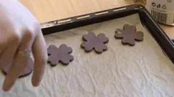 Vánoční cukroví připravují děti z Kociánky