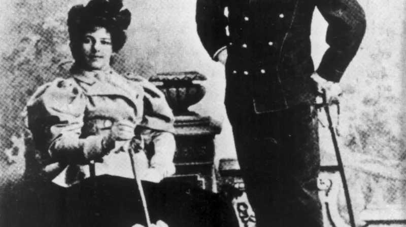 Gretha se svým manželem Rudolfem MacLeodem v roce 1900