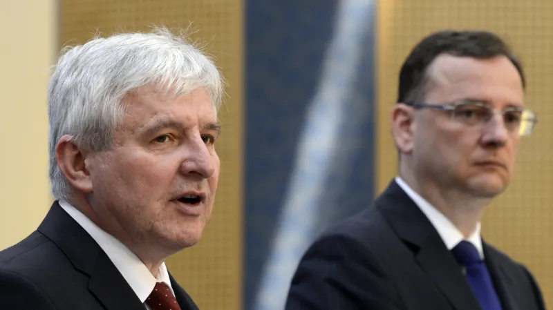 Předávání Úřadu vlády mezi Jiřím Rusnokem a Petrem Nečasem