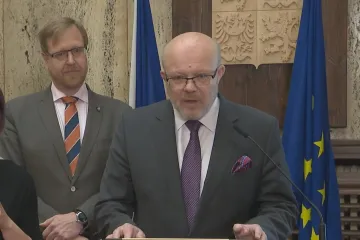 Péče o onkologické pacienty a očkování jsou priority v rámci českého předsednictví, řekl Válek