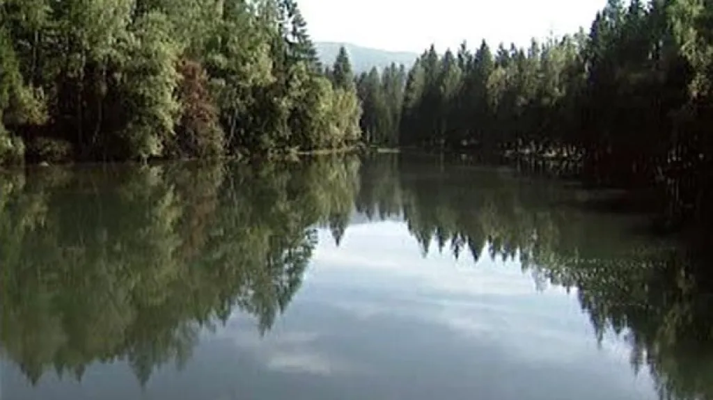 Černé jezero