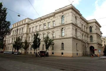 Ústavní soud zamítl návrh skupiny senátorů na zrušení částí konsolidačního balíčku