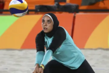 Zahalené málo, nebo až příliš? Muslimské sportovkyně se nezavděčí
