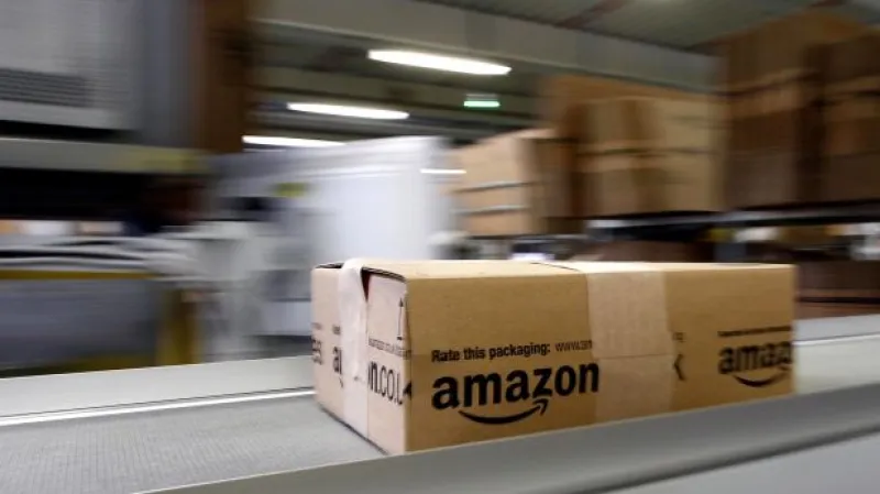 Telefonát Jakuba Ščurkeviče k rozhodnutí Amazonu