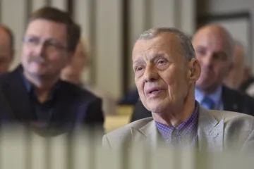 Zemřel novinář a disident Petr Uhl. Po letech komunistických ústrků formoval demokratické Česko