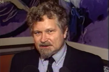 30 let zpět: Vzájemná důvěra je základem politiky, radí Petr Pithart