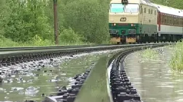 Zaplavená železnice