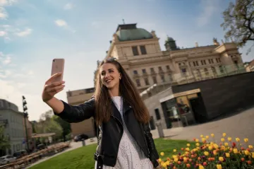 Města se kvůli propagaci obrací na influencery