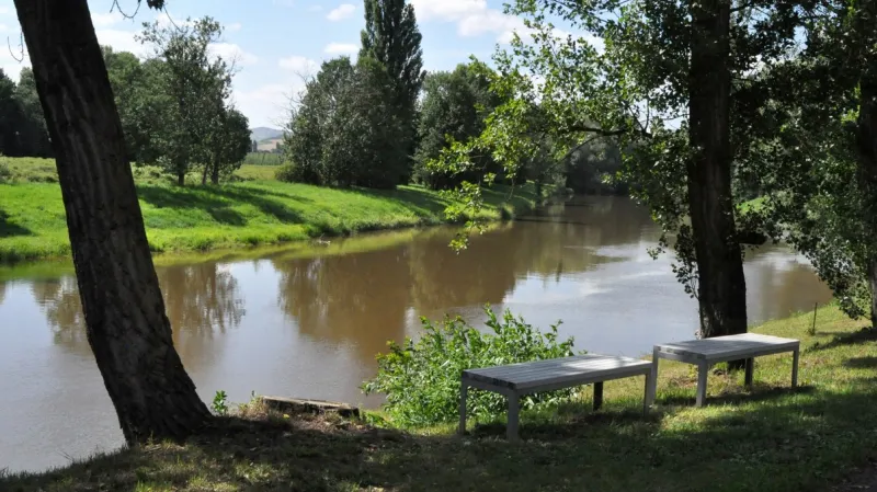 Vzpomínka na malíře Zdeňka Sýkoru v Počedělicích