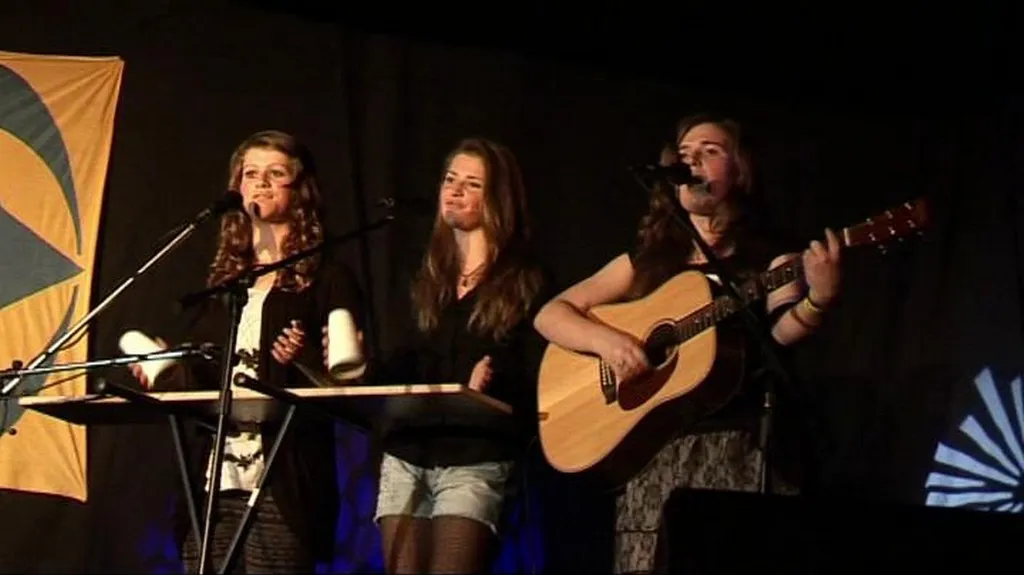 Vystoupení skupiny v soutěži Sedmikvítek