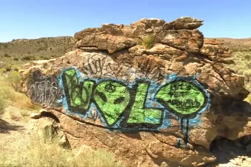 Nájezd milionů nadšenců na střeženou základnu v USA se nekonal. Přijelo jen pár lidí