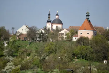 Město a stát se musí dál soudit o pozemky kolem kláštera Křižovníků s červenou hvězdou ve Znojmě 