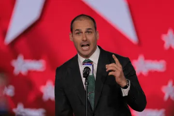 Syn brazilského exprezidenta Eduardo Bolsonaro dostal čtyři roky vězení