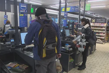 Samoobslužné pokladny v Česku přibývají, jinde v Evropě je ale ruší