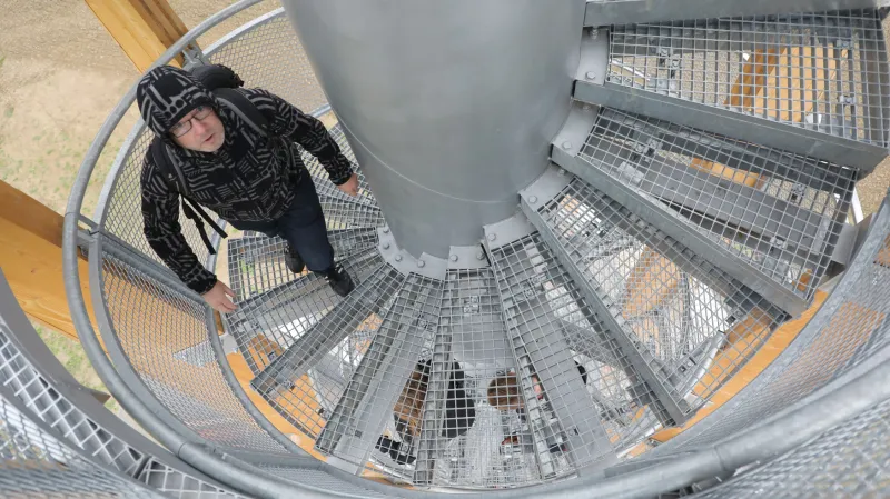 Rozhledna měří 27,5 metru