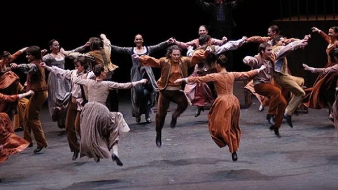 Balet Antonia Gadese / Fuenteovejuna