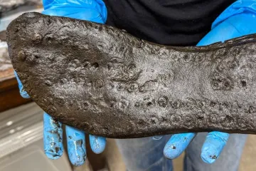 Archeologové našli v Anglii obří boty z dob Římské říše
