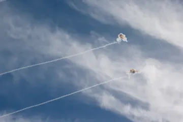 V Tel Avivu po mnoha týdnech zněly sirény varující před raketovým úderem Hamásu