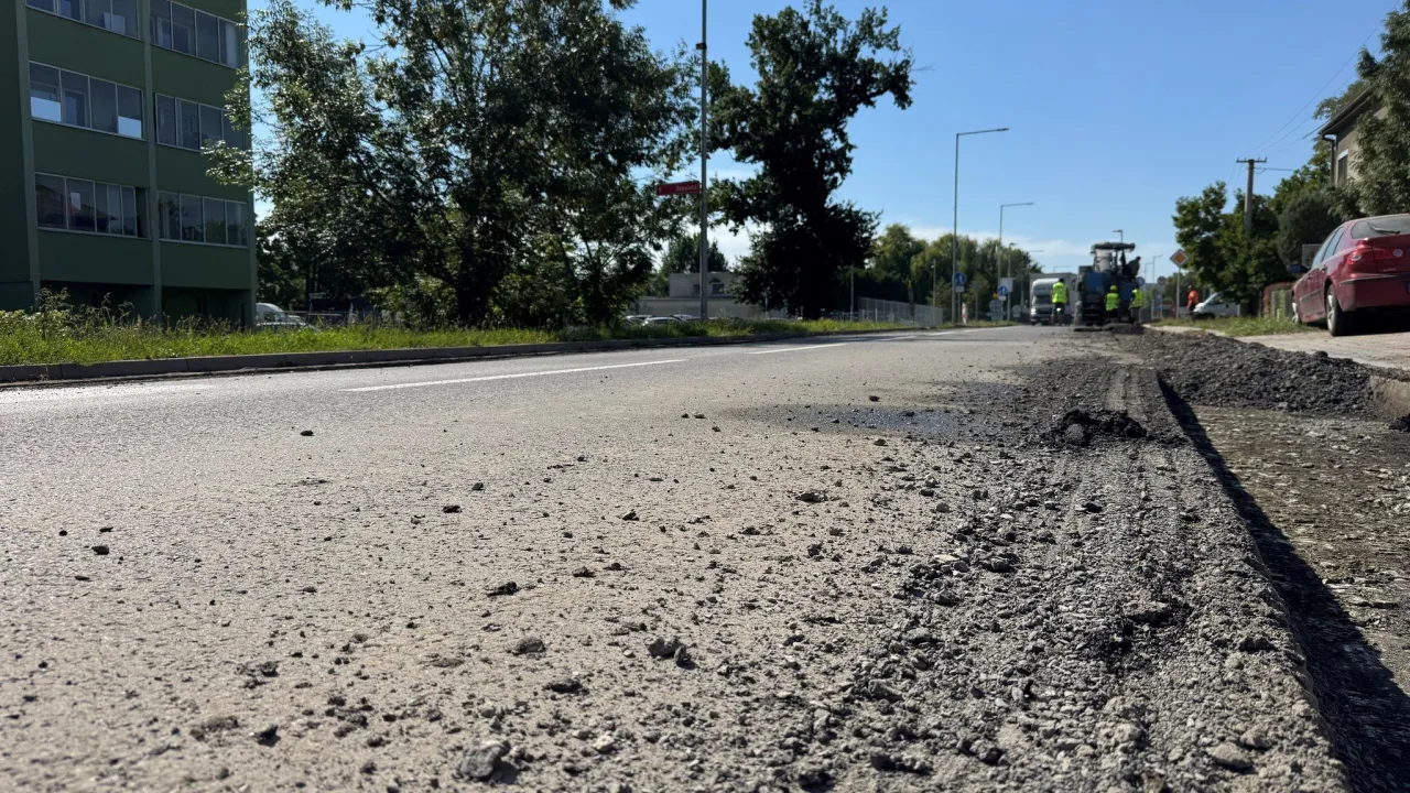 Hejtmani řeší chybějící peníze na opravu silnic. Jsou nenárokové, namítá ministerstvo