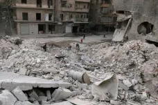 Szántó: Syrskému režimu chybí zbraně i vojáci. Je závislý na pomoci Ruska, Íránu, Iráku