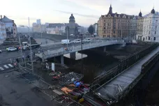 Nový most v centru Olomouce se otevře na konci února. Obratem se ale uzavře vedlejší, po kterém jezdí tramvaje