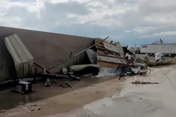 Tornádo v Texasu zasáhlo park pro karavany. Hasiči hlásí mrtvé
