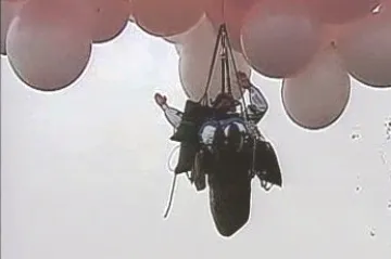 Brazílie patrá po knězi „uneseném“ balónky