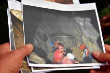 Jednoho z uvězněných jeskyňářů našli polští záchranáři mrtvého, po druhém dál pátrají