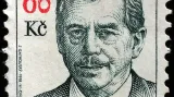 Poštovní známka s podobiznou bývalého prezidenta Václava Havla z roku 1998