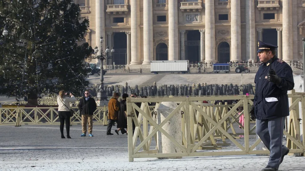 Incident na Svatopetrském náměstí