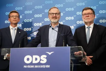 Zda zaslat rozpočet do sněmovny, vyhodnotí vláda v listopadu