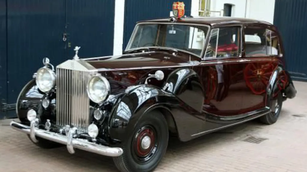 Rolls-Royce Phantom VI poveze ve svatební den Kate Middletonovou