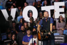 Springsteen versus Trump. Střetly se rozdílné idoly amerických dělníků