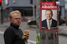 Australský premiér přiznal volební porážku, k vládě míří labouristé