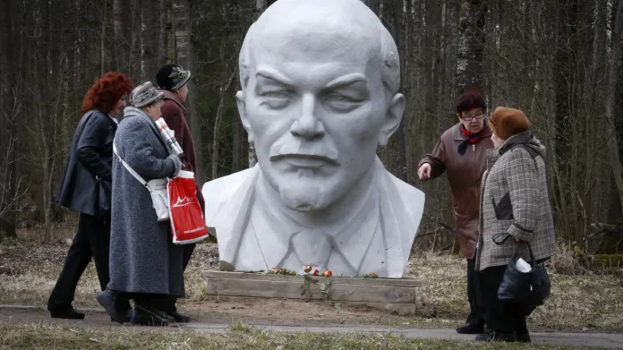Jedna ze soch Lenina v Rusku