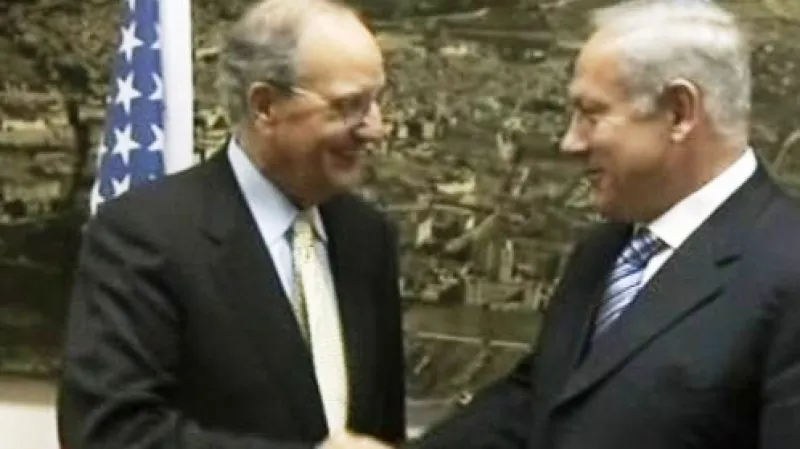 George Mitchell a Benjamin Netanjahu