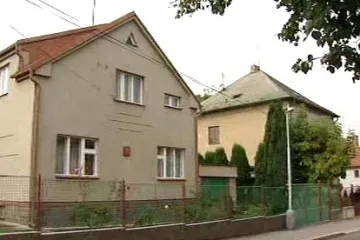 Neshodu spoluvlastníků domu vyřeší jedině soud