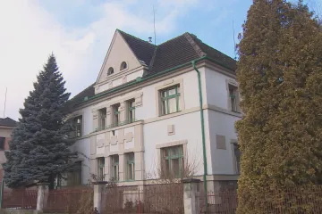 Proseč koupila budovu, kterou nepotřebuje. Aby předešla vzniku ubytovny