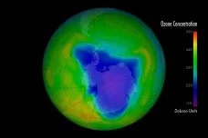 Zakázaná látka CFC-11 rozpouštěla ozonovou vrstvu. Po rázné akci z atmosféry mizí
