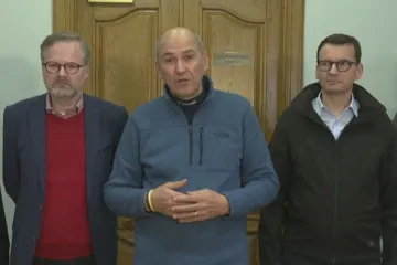 Bojujete i za naše životy a svobodu, vzkázal Fiala. Zelenskyj návštěvu tří premiérů ocenil