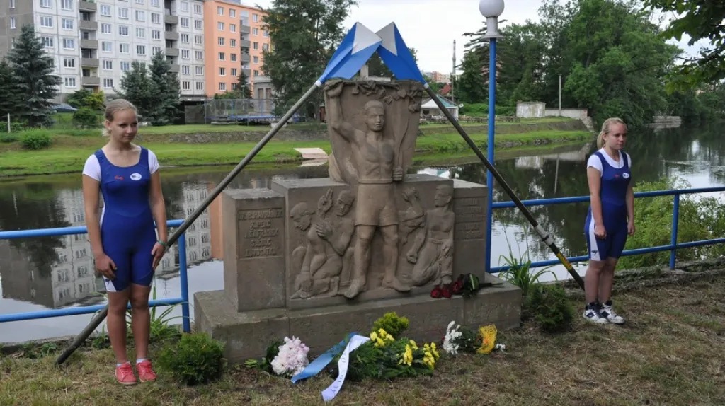 Vzpomínka na popravené lounské veslaře
