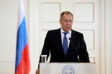 Lavrov připustil přerušení vztahů s EU, sankce by mohly zastavit i téměř hotový plynovod