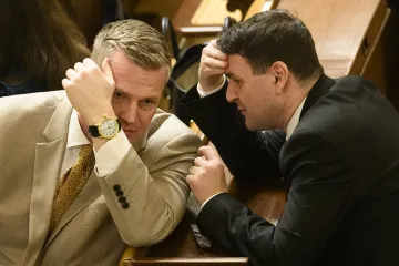 Sněmovna vyzvala Pavla, aby jmenoval členy vlády bezodkladně a bez hodnocení