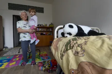 Kdo ubytoval uprchlíky, může požádat o příspěvek. Úřady evidují přes tisíc žádostí