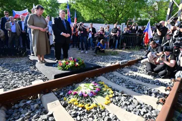 Sudetští Němci s Wintonovými dětmi uctili oběti holocaustu